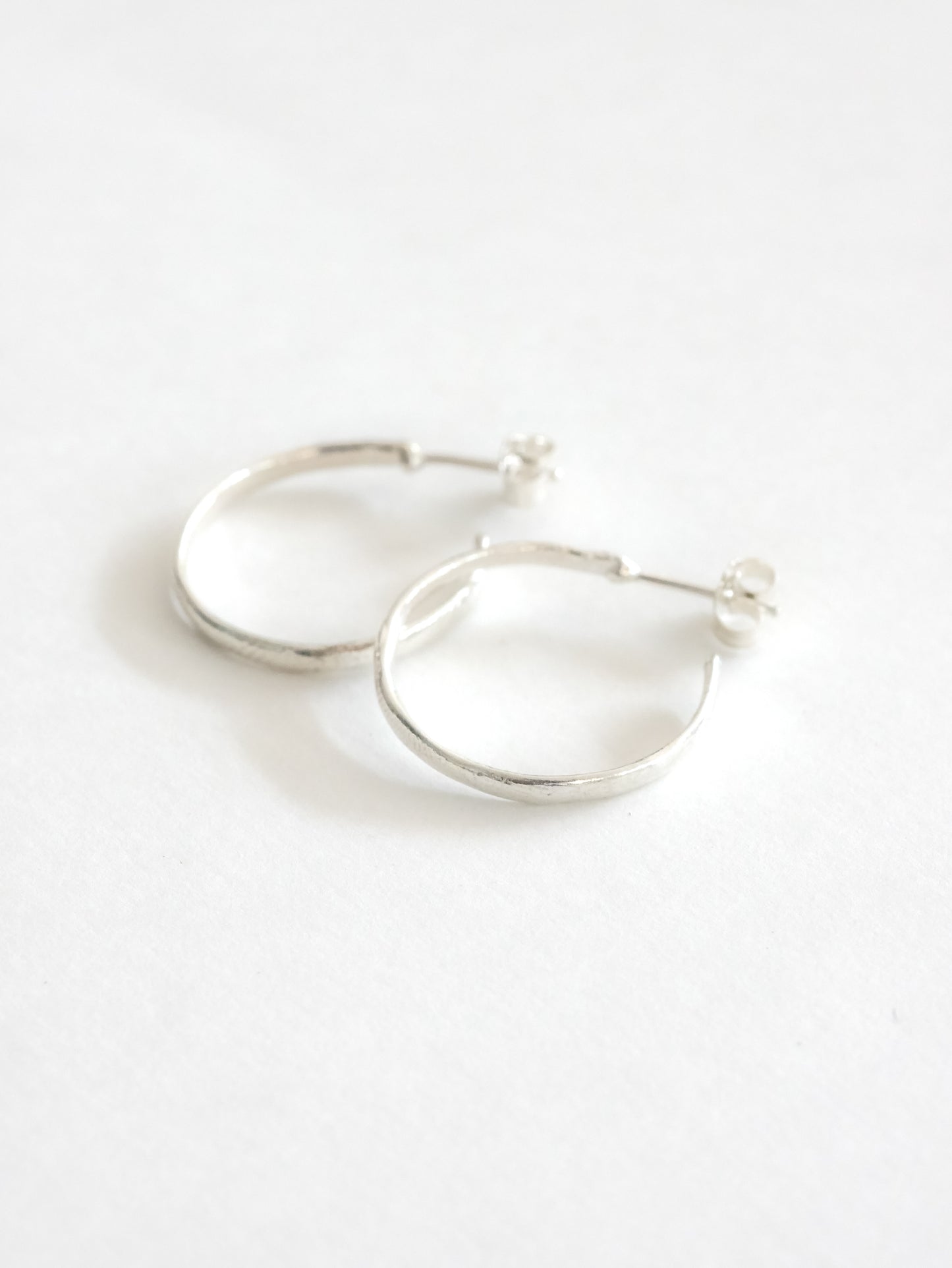Orecchini a cerchio medi