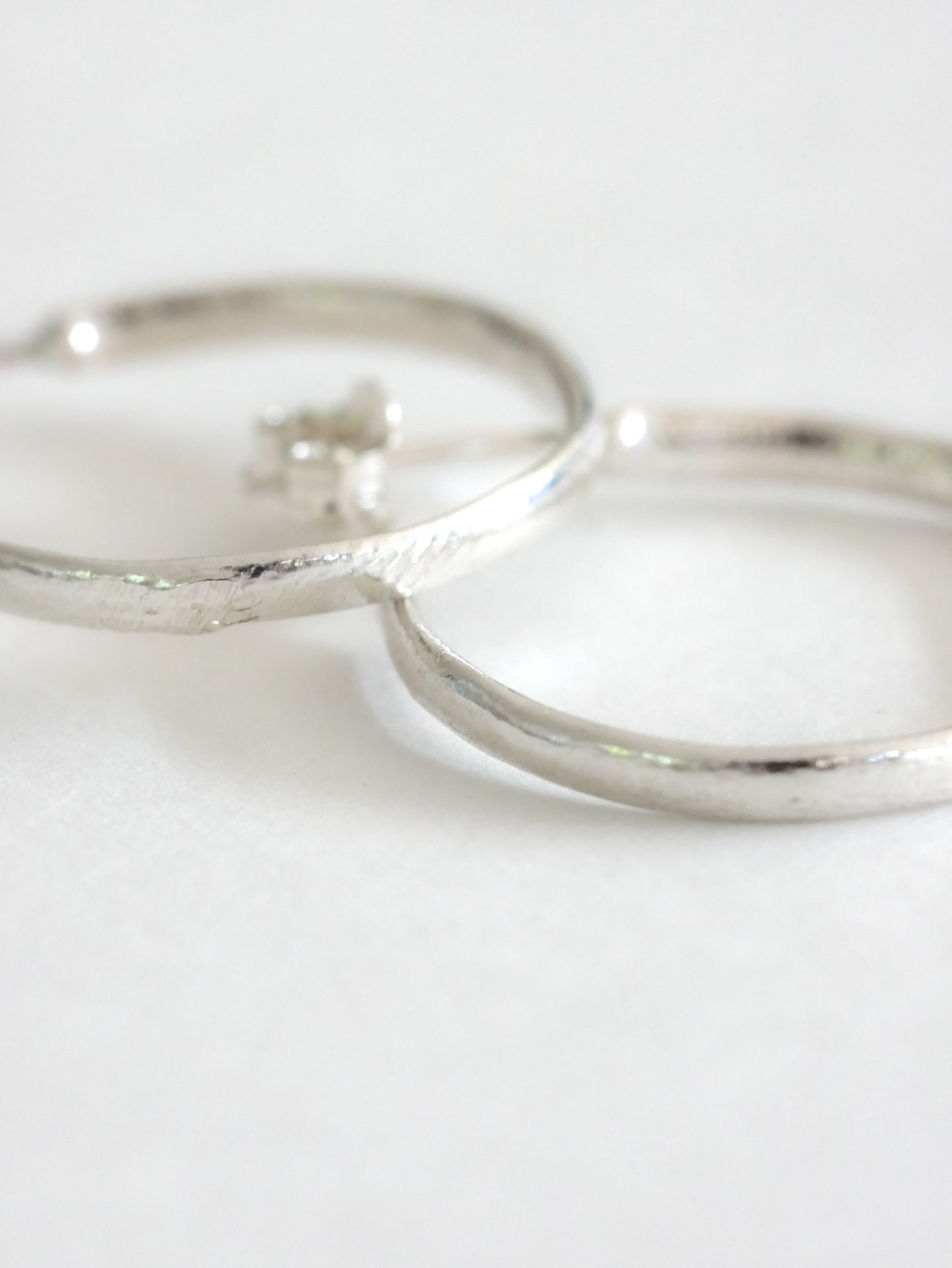 Orecchini a cerchio medi